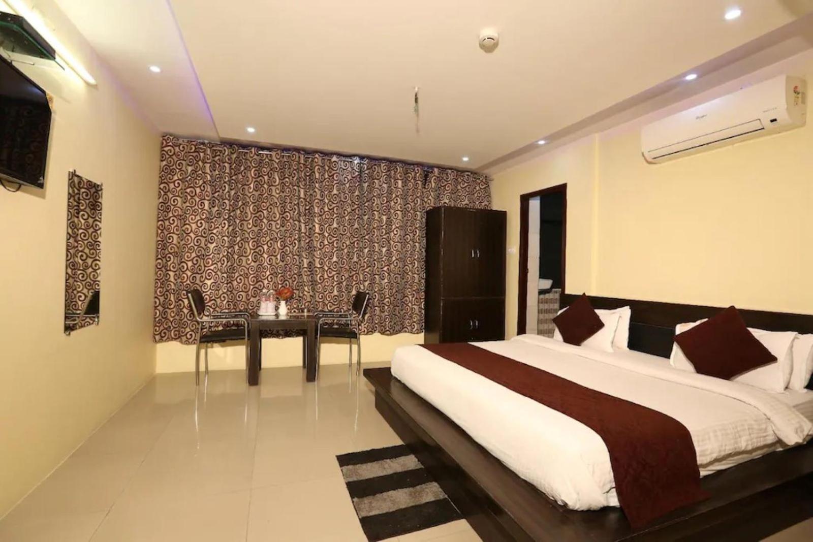 Hotel Express Neu-Delhi Exterior foto